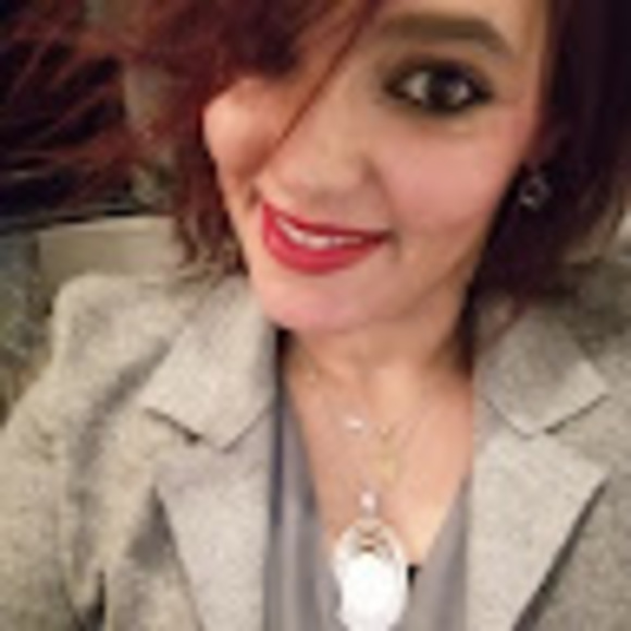 Meet your Posher, Chadia sahili - Picture 1 of 1